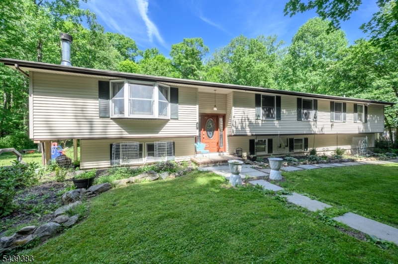 11 Pine Ridge Rd