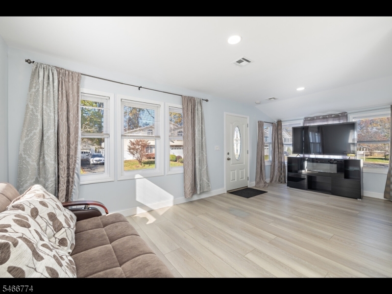 57 Harding Ave