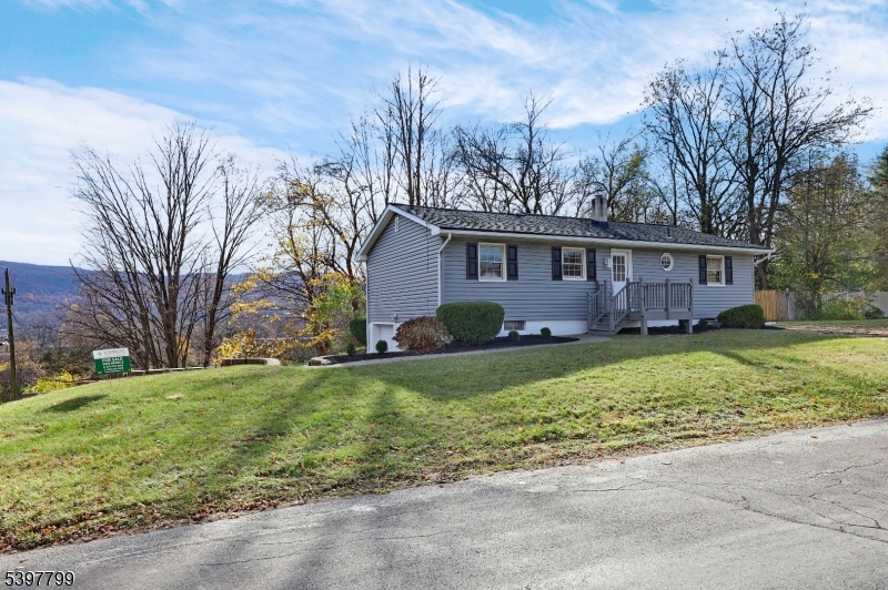 6 Van Buren Ave, Vernon Twp., NJ 07462 Listing Photo  0
