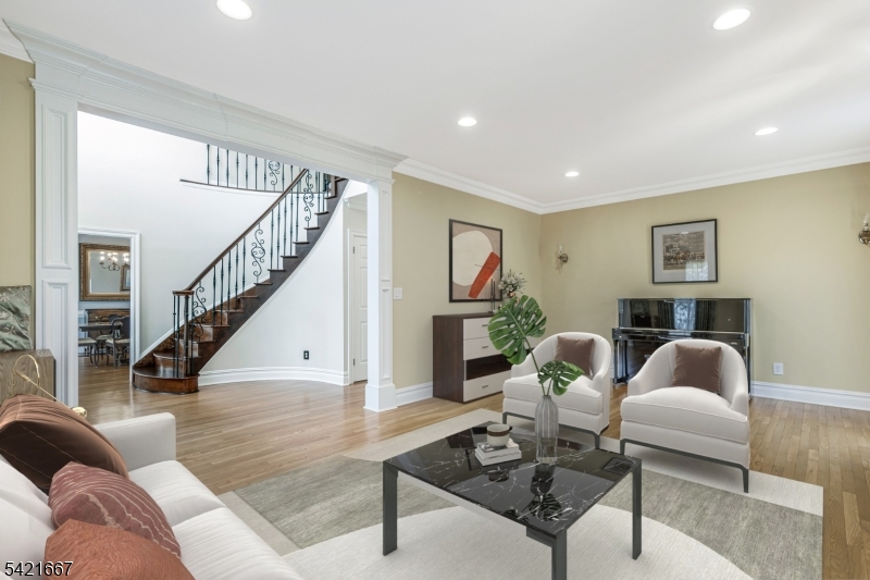 FORMAL LIVING ROOM