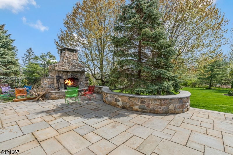 OUTDOOR FIREPLACE