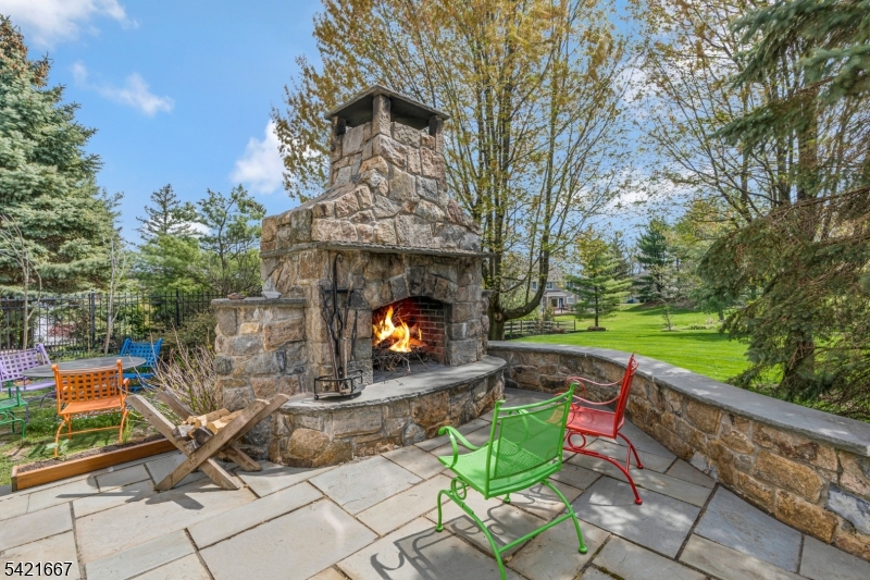 OUTDOOR FIREPLACE