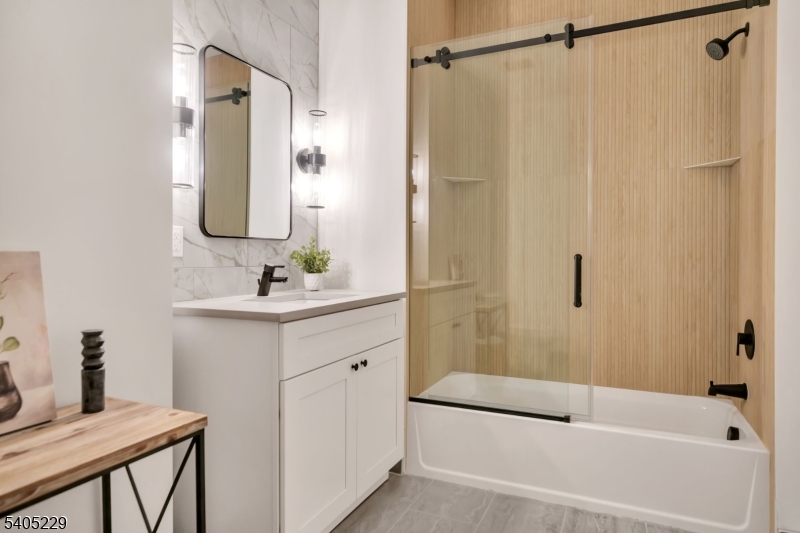 Model Hall Bathroom
