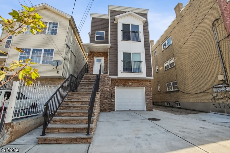 531 Livingston St, Elizabeth City, NJ 07206 Listing Photo  0