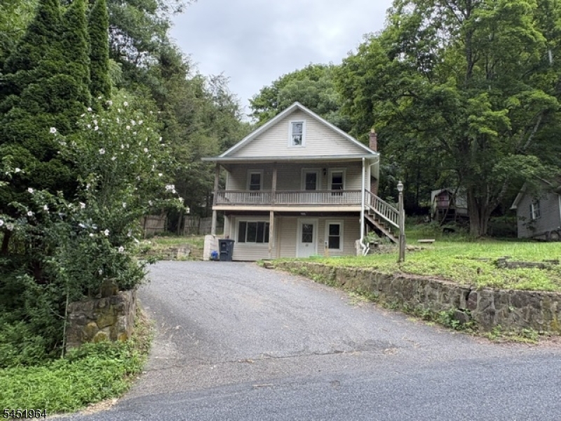 22 Hoffmans Crossing Rd