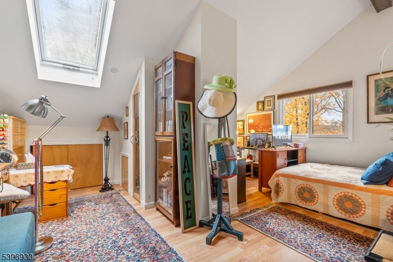 Loft Bedroom & Bonus Area