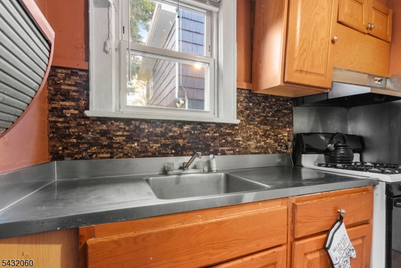 Kitchen Sink