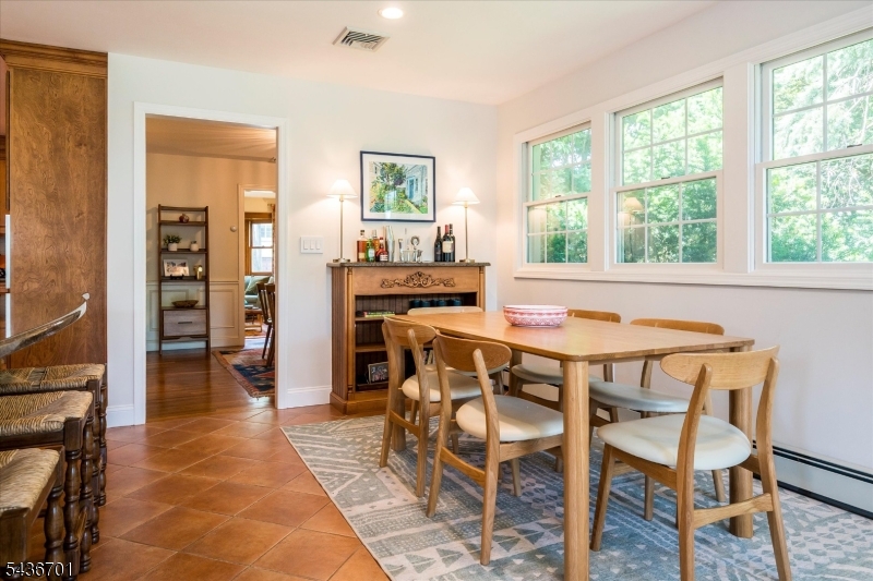 Casual dining area