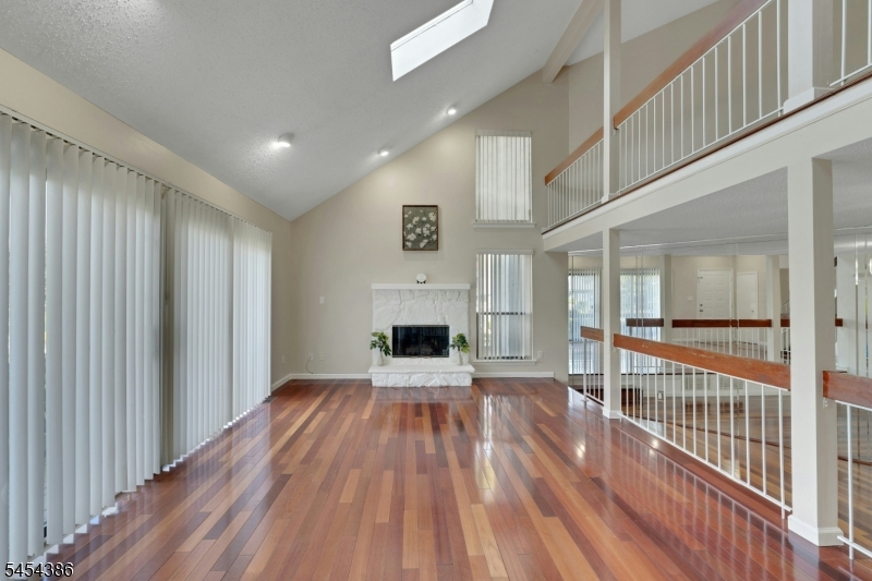 148 Linda Ln