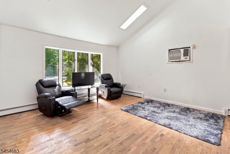 20 Waterloo Rd