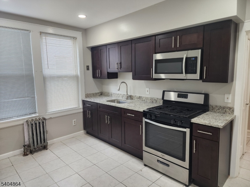 Apt1 Kitchen