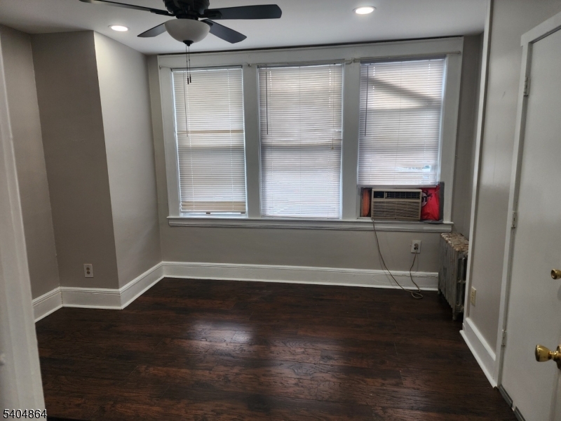 Apt1 BR1
