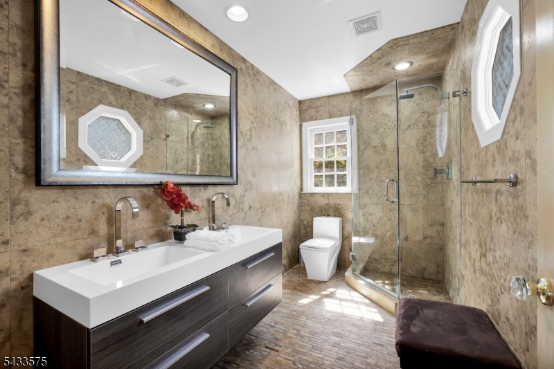 Primary Bedroom Bath