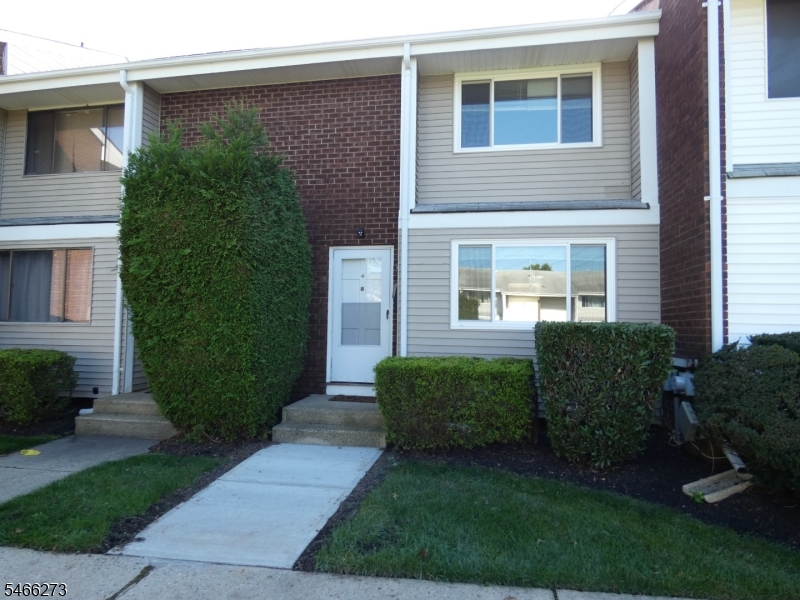 4 Quincy Circle