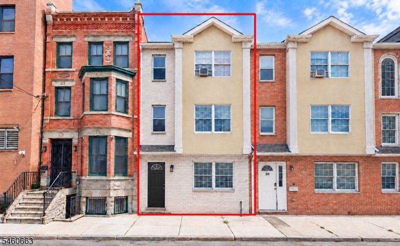 16 E Kinney St