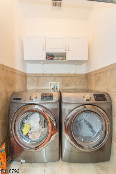 Washer Dryer  Not included