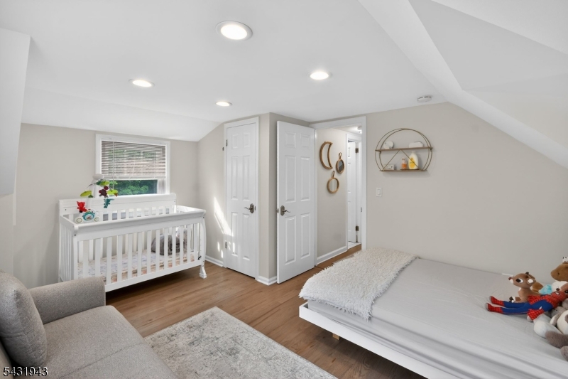bed 5