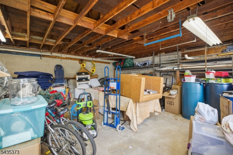 garage