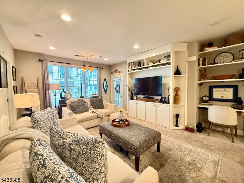 Living / Dining