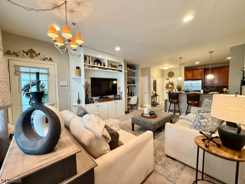 Living / Dining