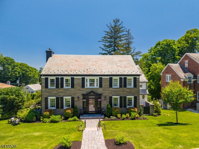 41 Crestwood Dr, Maplewood Twp., NJ 07040 Listing Photo  0