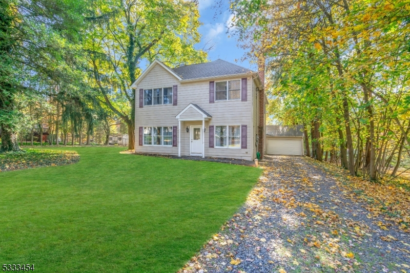 320 Ridge Blvd