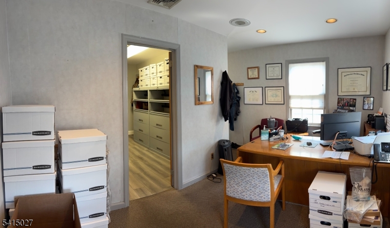Private Office w/ sep entrance