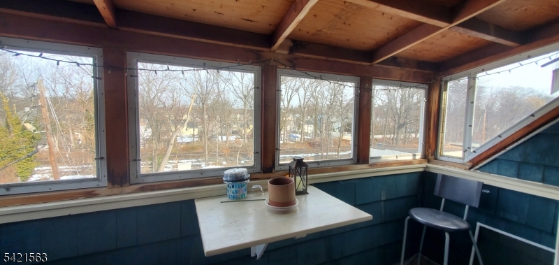 3rd Fl balcony/ covered porch