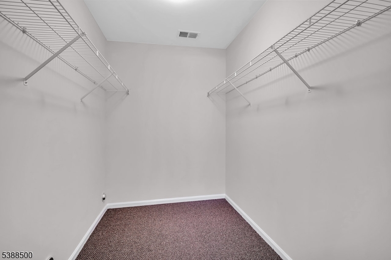 Walk in Closet