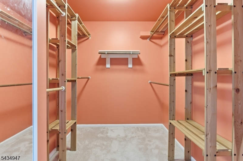 Walk in Closet