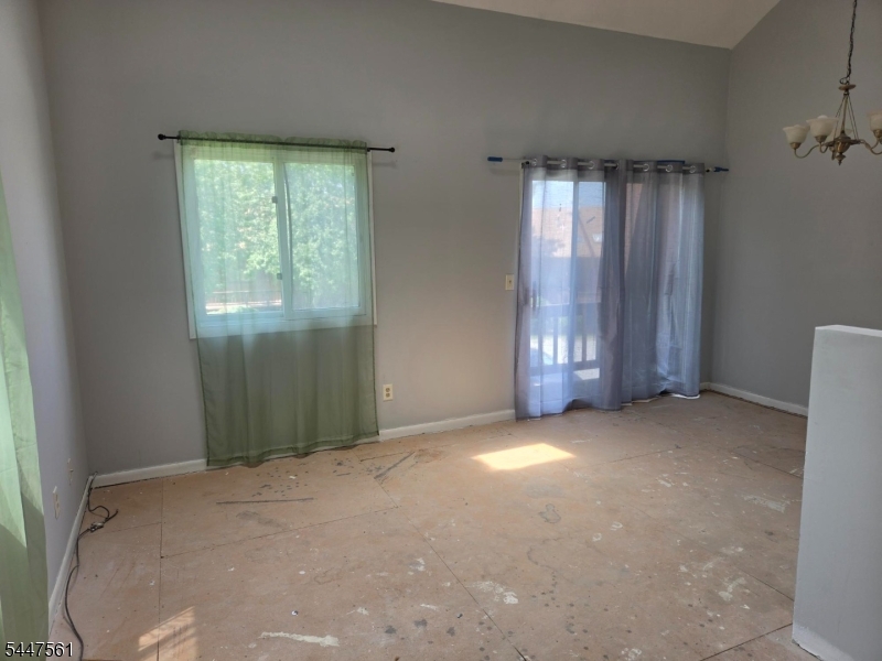 1 Sugar Loaf Ct Unit 2 2