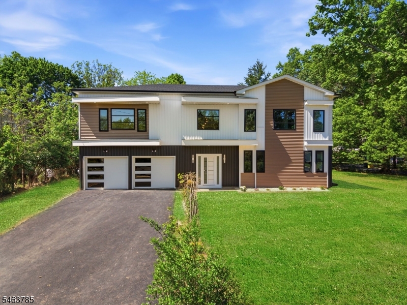 3 Tyne Ct