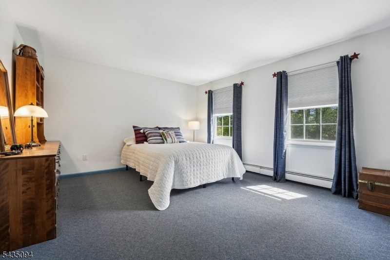 Very Large Bedroom 1