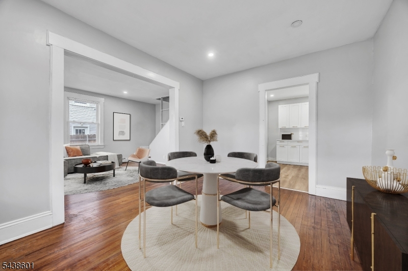 425 Mercer Ave