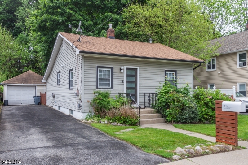 345 Rutherford Ave, Franklin Boro, NJ 07416 Listing Photo  0