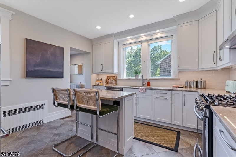Island kitchen