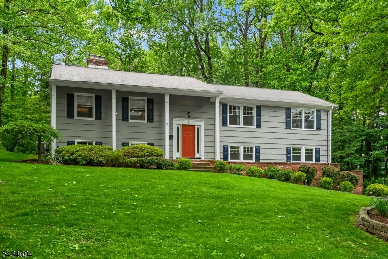 5 Persimmon Way, Springfield Twp., NJ 07081 Listing Photo  0
