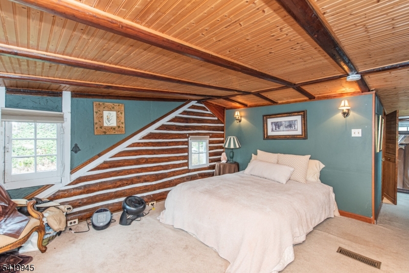 Upstairs bedroom