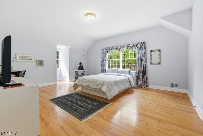 Guest Suite Bedroom