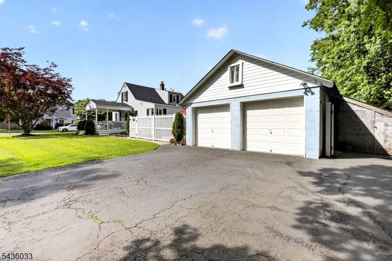 2 Car Garage