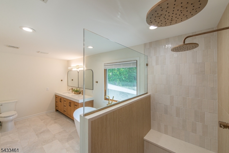 Gorgeous Primary Bath