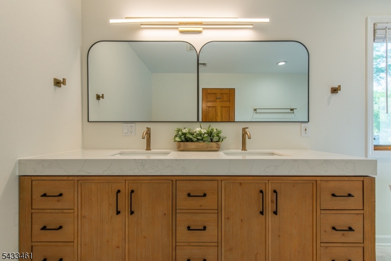 Primary Bath Vanity
