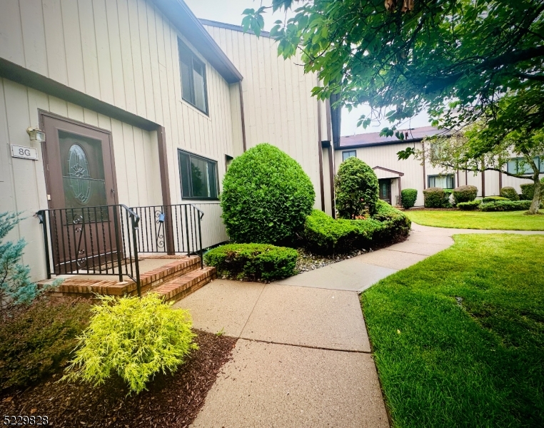 38 Park St8-G, #G, Florham Park Boro, NJ 07932 Listing Photo  0