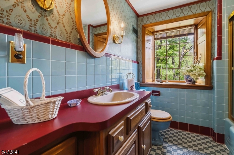 Guest bath
