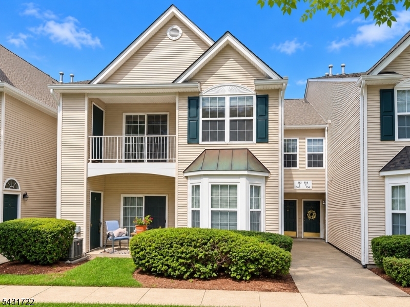 362 Cambridge Dr