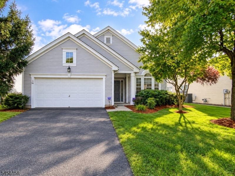 112 Kensington Cir