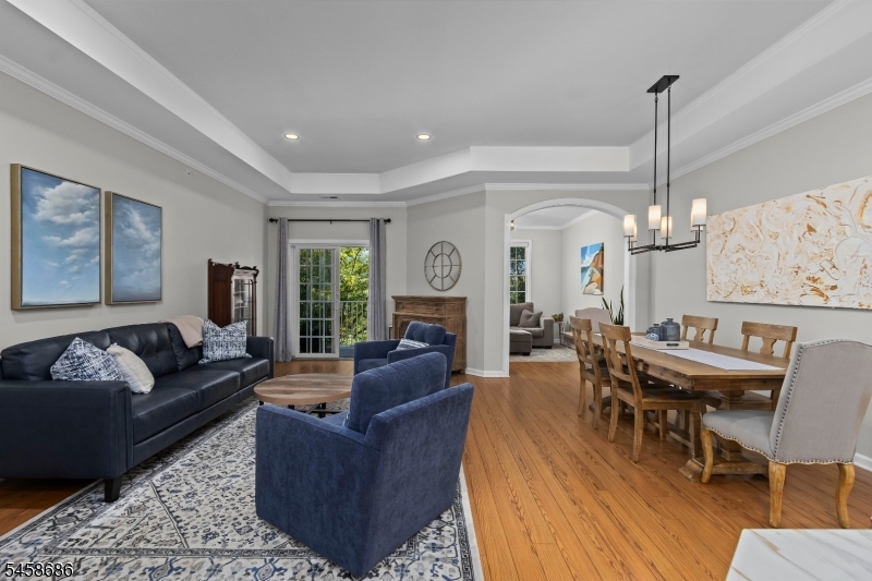 53 Ridgeview Ln