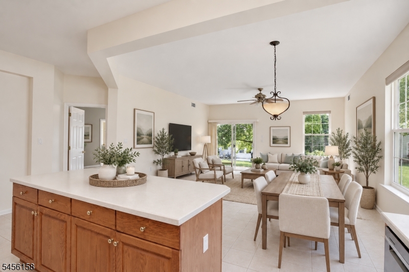 112 Kensington Cir