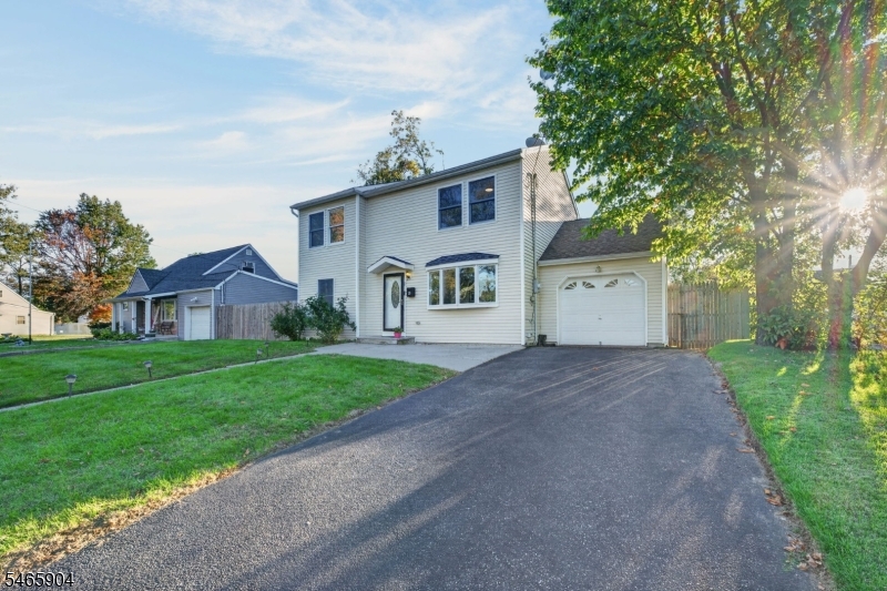 29 Windsor Dr