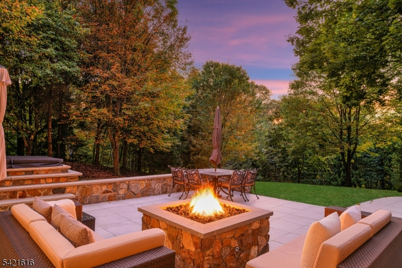 Patio with Firepit & Hot Tub